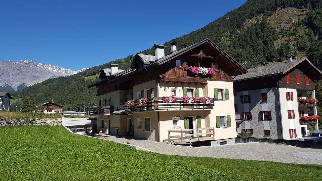 Ferienwohnung Casa Le Rondini Valdisotto Exterior foto